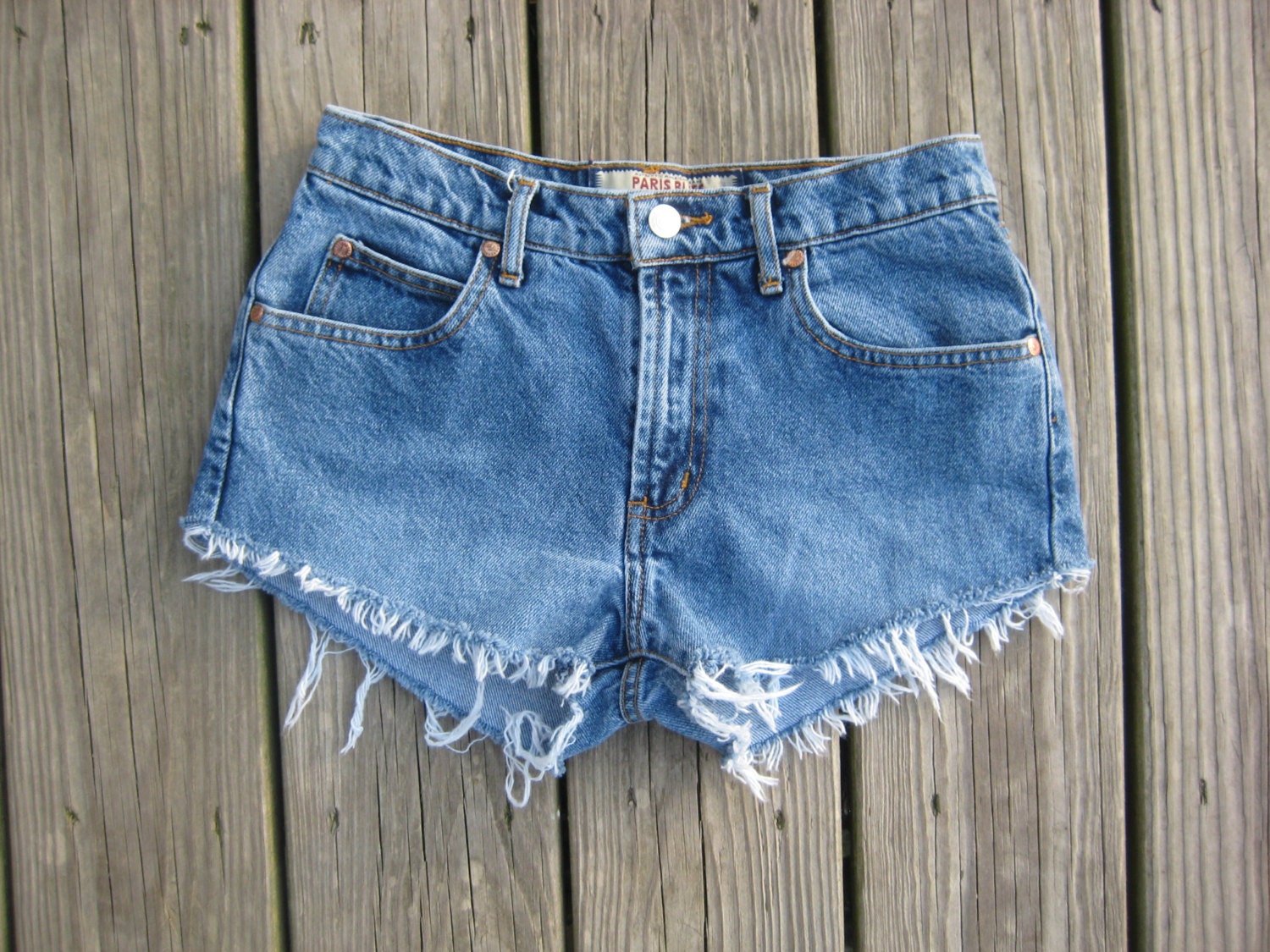 Vintage medium wash Paris Blues cuttoff high waisted shorts size 5