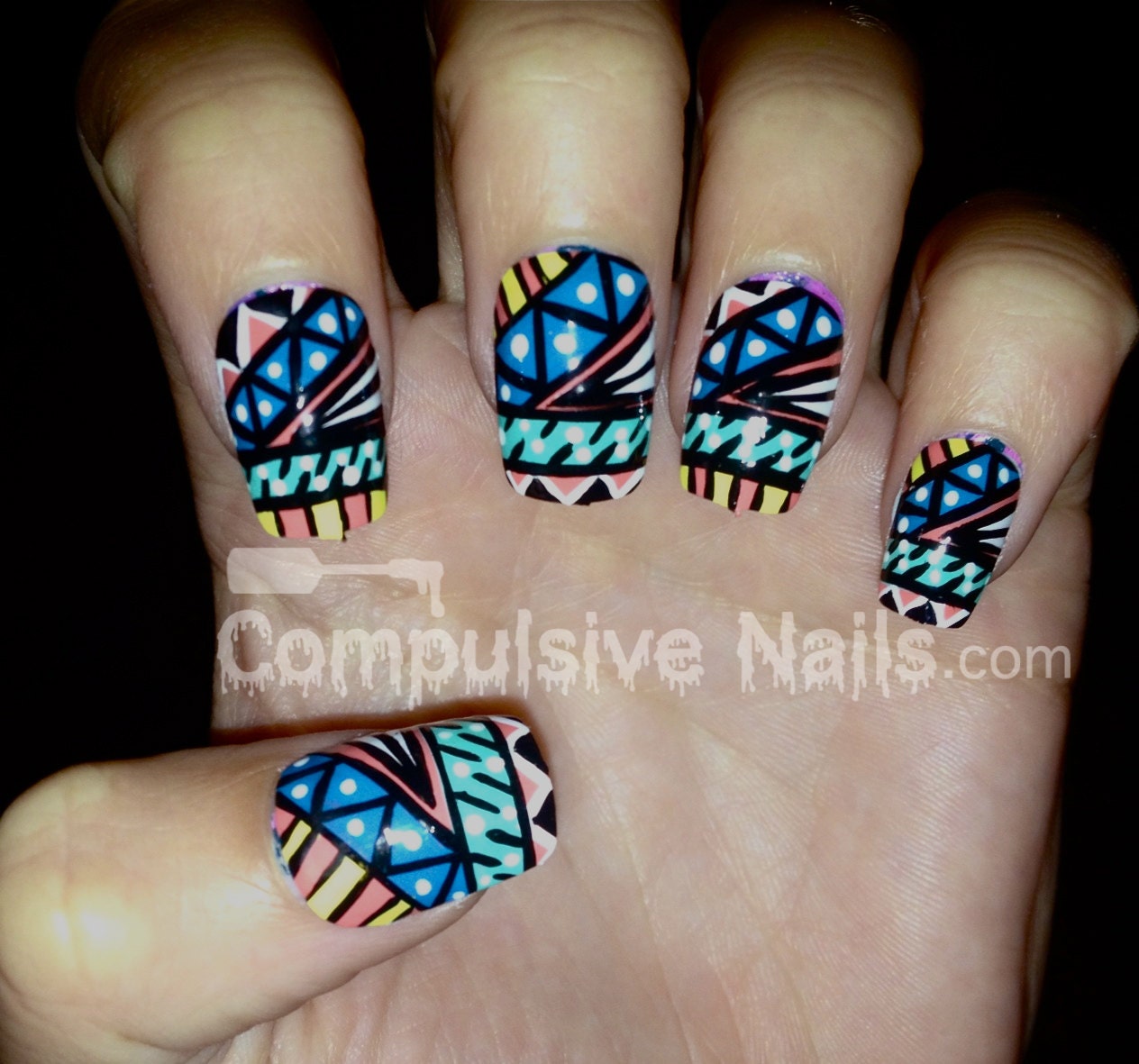 Modern Art Tribal/Aztec Fake Nails Nail Art