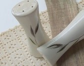 Vintage Kanedai Salt and Peppers Grey Bamboo Convex Shape Linen Finish Cream Grey Green Gold