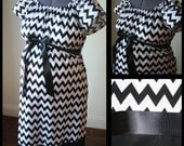 Maternity Hospital Labor Gown- Black and White CHEVRON