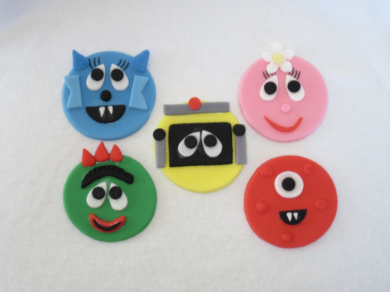 Fondant Monster Inspired Cupcake Toppers
