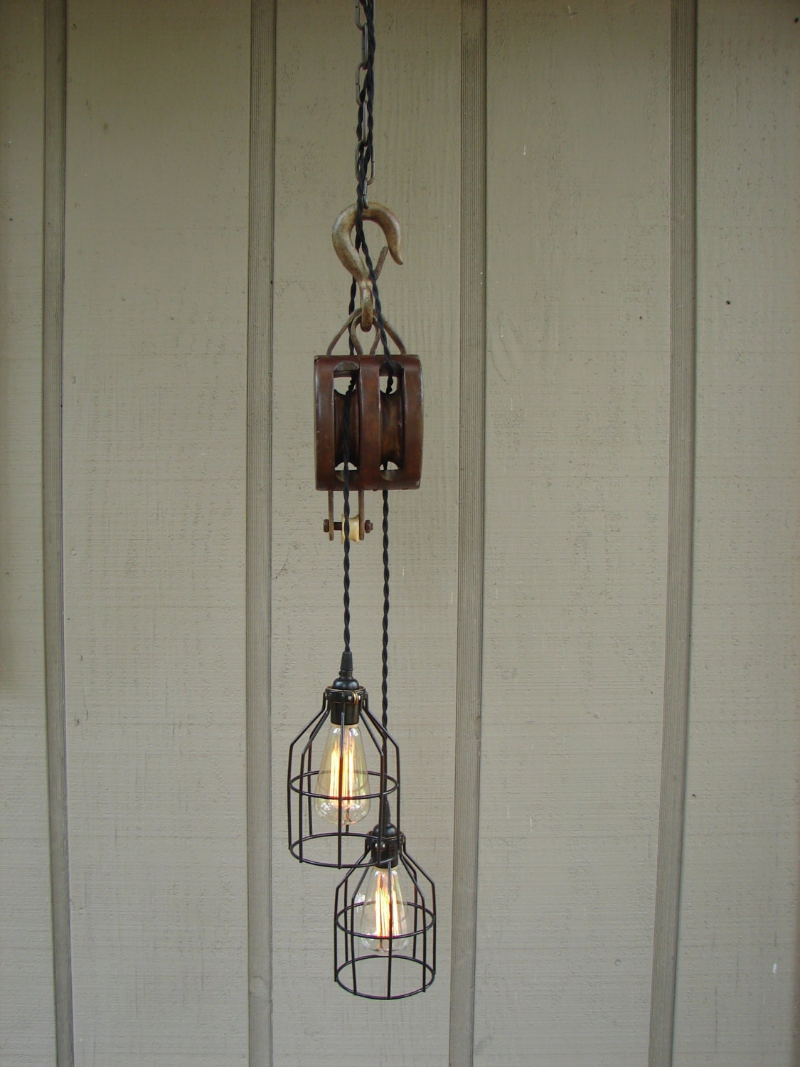 Industrial Pulley Pendant Light