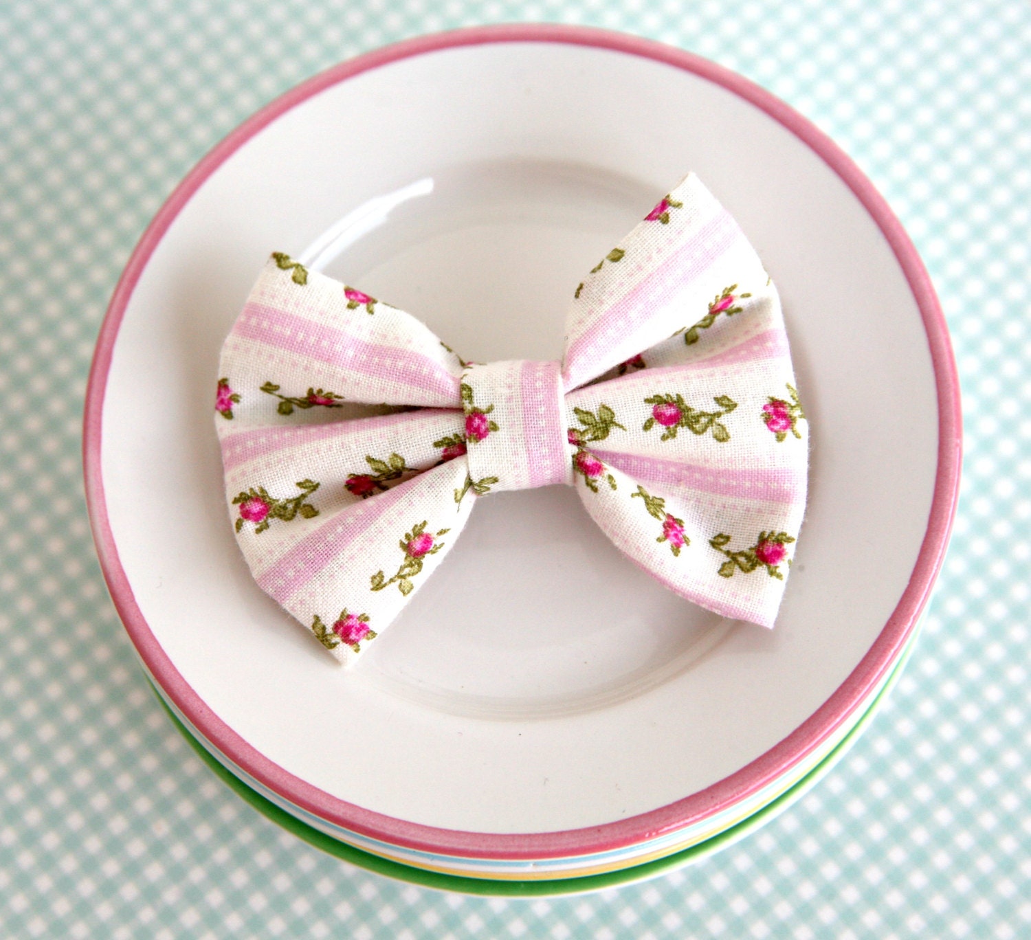 Cotton Hair bow / Pink Floral /  by Lovenote Crafts