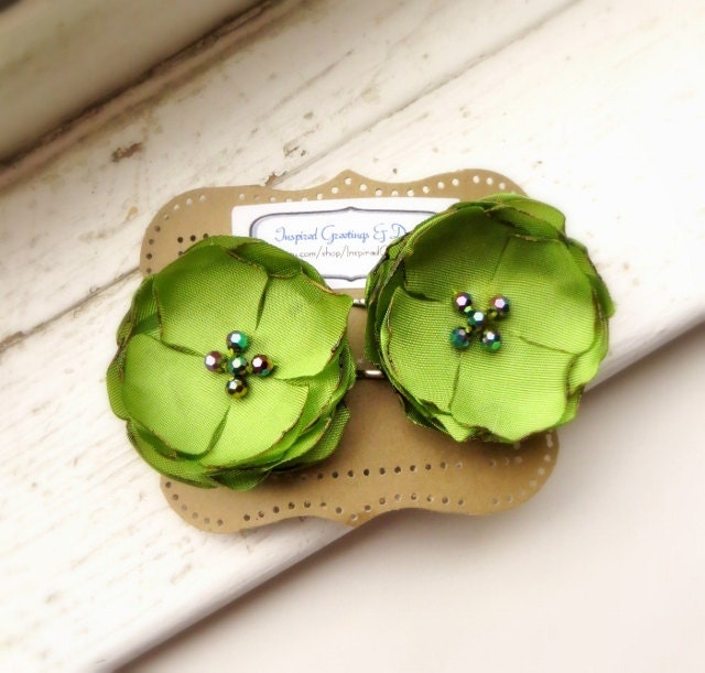 Chartreuse Fabric Flower Bobby Pins, Small Barette Hair Clips, Girls, Lime Green Bridal Accessories, Bridesmaids, Spring Summer Wedding