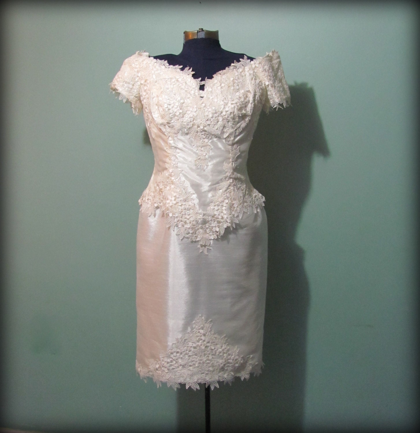 Vintage Womens White Lace Bridal Cocktail Bombshell Short Dress Size Medium