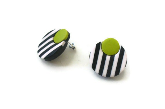 Wasabi black and white post earrings
