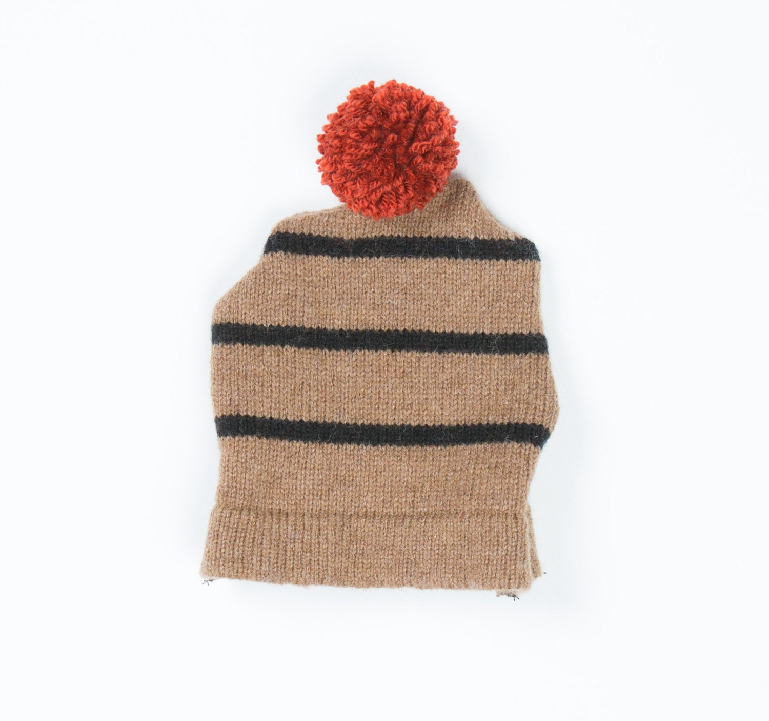 Newborn Baby Hat Beanie in Upcycled Wool 0m