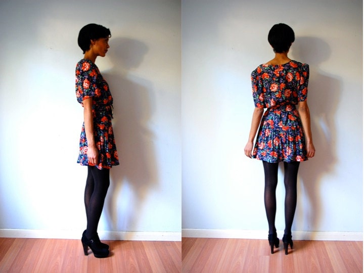 RESERVED Vtg Retro Orange Floral Printed Navy Belted Dress