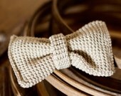 Big hair bow, Bow, bow hairclip, Crochet Bow Headband, Hair Bow, Beige Bow, Crochet Bowband, Crochet Headband, Knit Bow, Bow Hairband.
