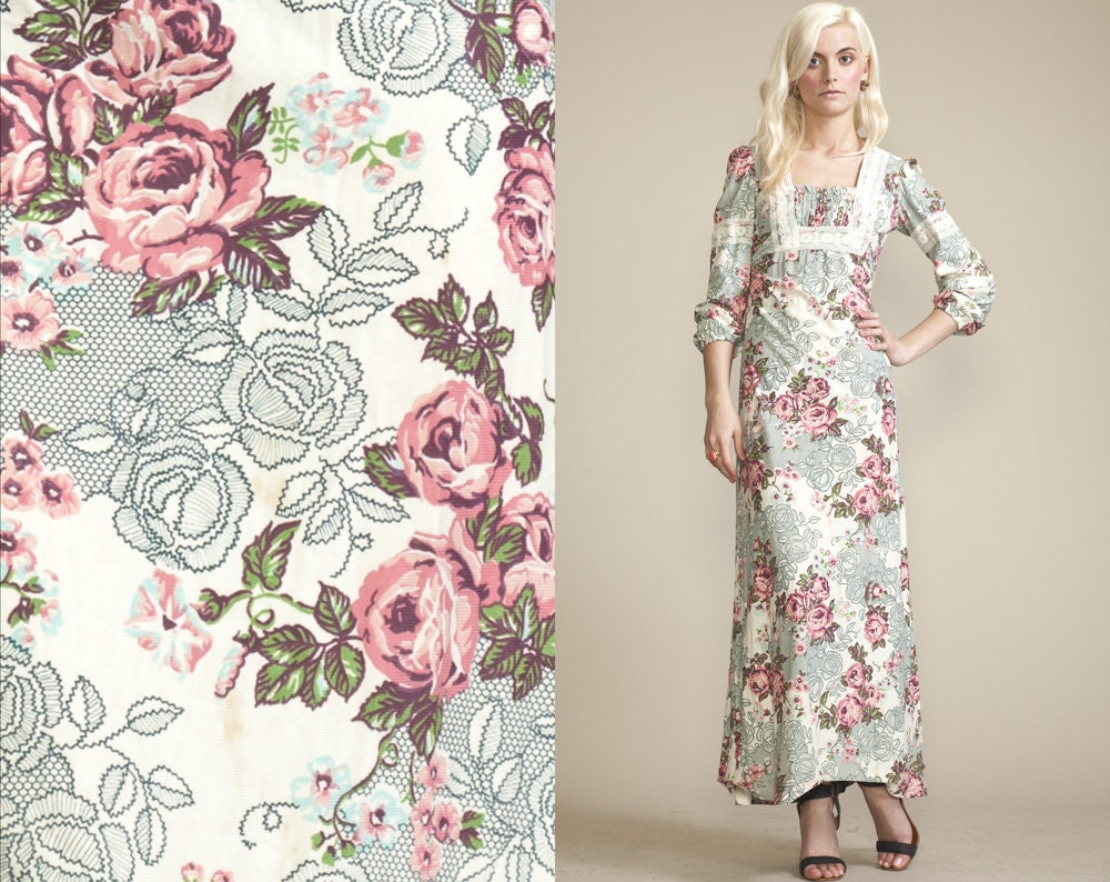 Stunning SMOCKED ROSE Print 60s 70s Maxi Dress // Lace // Boho Hippie