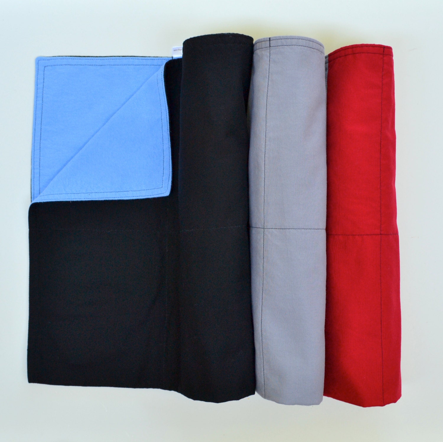Red and Black Baby Blanket, Modern Baby Bedding, Baby Quilt, Gender Neutral, Red, Black, Gray