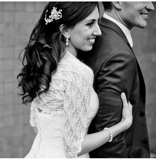 WEDDING BOLERO bridal shrug color off white lace pattern leaf size M