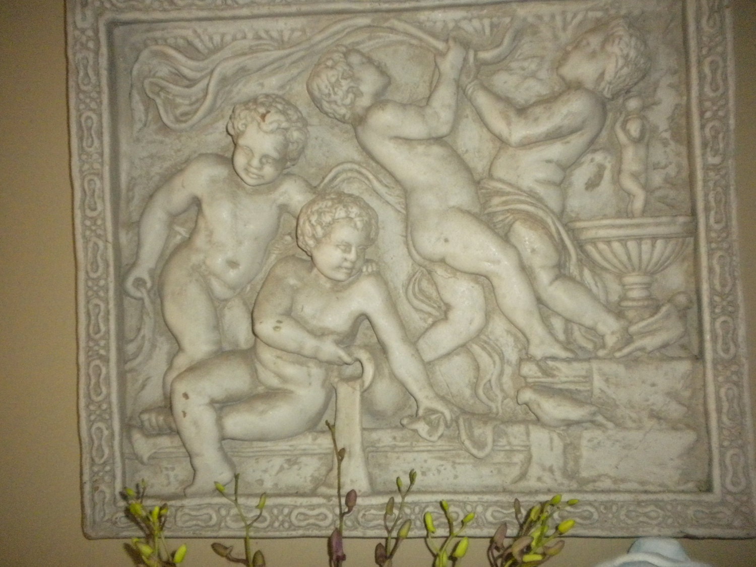 Stunning Cherub Wall Hanging, Garden, French Country,Victorian, French, Hollywood Regency, Nursery,Elegant,Eclectic