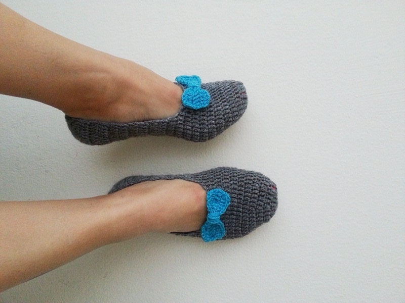 FREE SHIPPING Grey Healthy Booties Home slippers Dance classic yoga sexy hygienic light Naturel Silk cashmire crochet