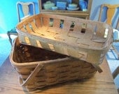 Vintage 1940 Woven Wood Picnic Basket, Fitted Interior Pie Basket wth Galvanized Handles