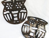 Vintage - Cast Iron - Metal - Owl Trivets - Hot Plate - Stand - Black - Fun For a Retro Kitchen