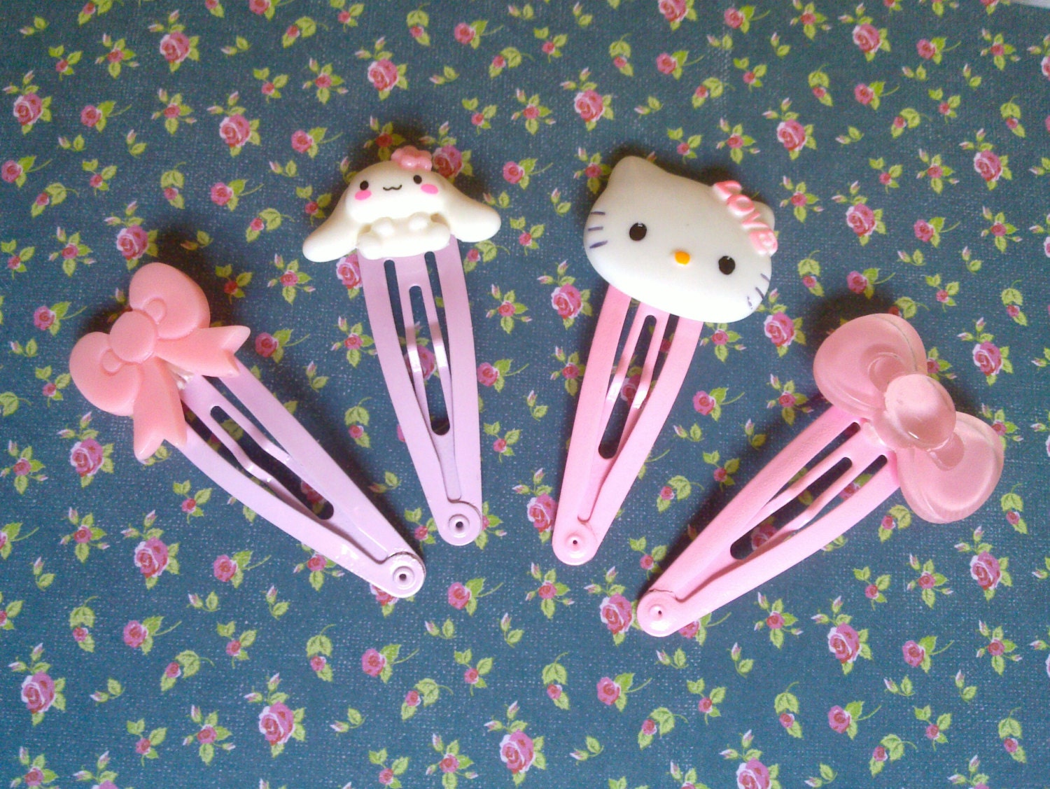 Kawaii Sanrio and Bow Hair Clips