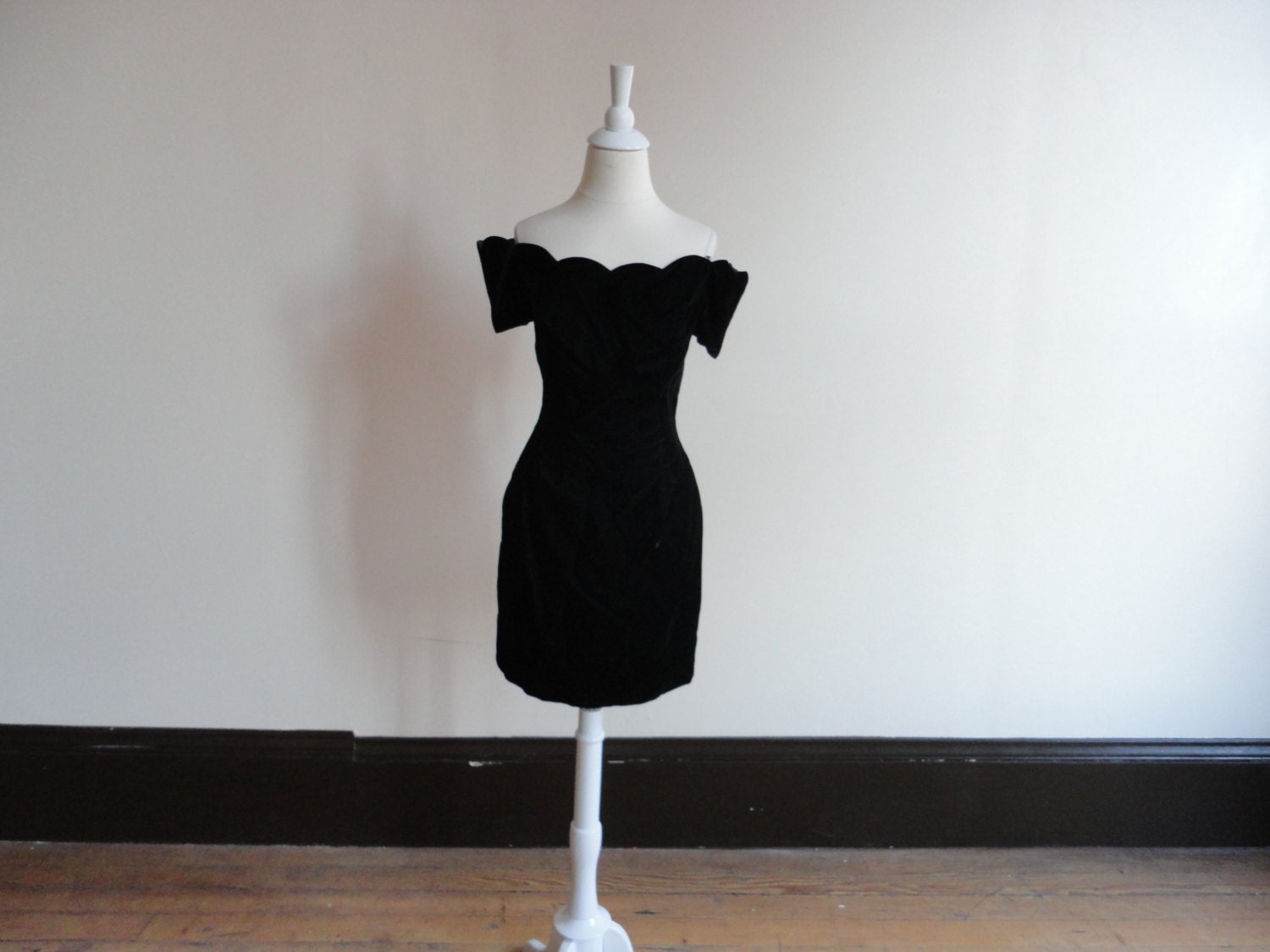 vintage party dress, 80s dress, dark green dress, green velvet dress