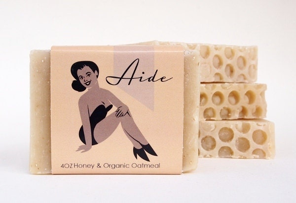 Organic Oatmeal & Honey Soap, Handmade Soap, Vegan Soap, Cold Process Soap, Exfoliating Soap