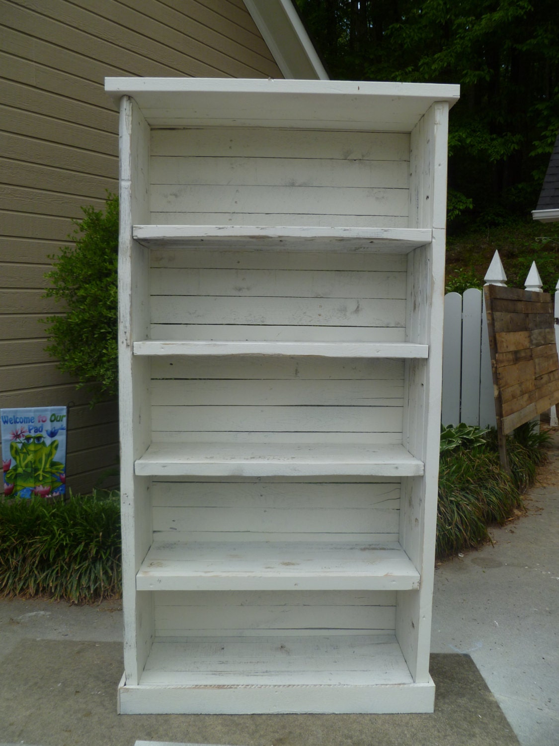 White and and Natural Distressed Pallet Bookcase for Louisa Freisenbruch