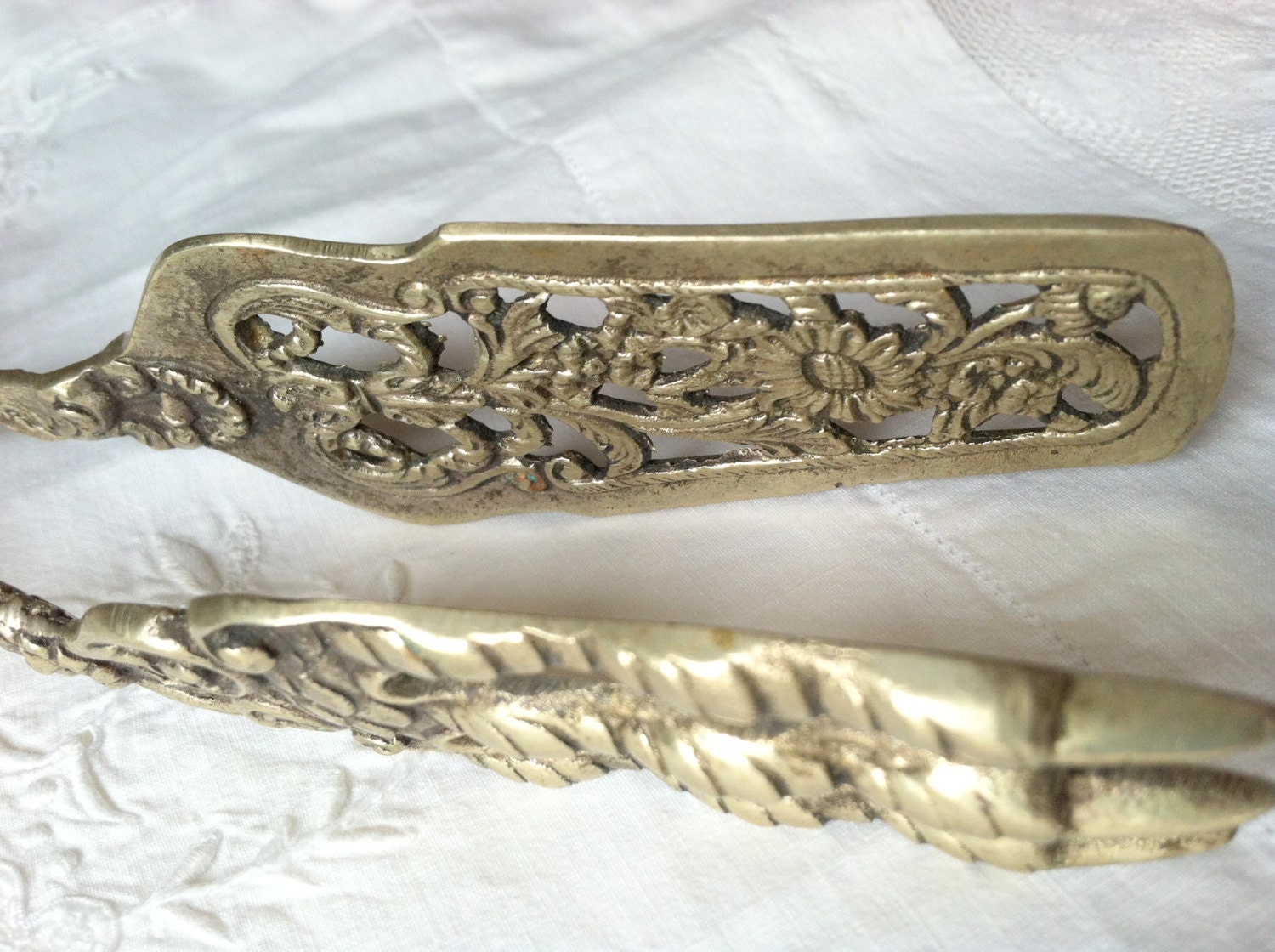 Antique Ornate Baroque Art Nouveau Silver/Metal Serving Tong/Ornate French Decor/Wedding Server