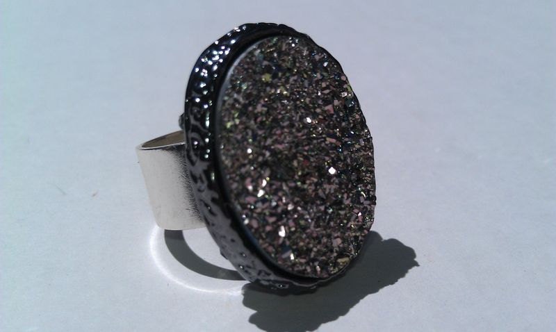 Dark gray druzy cocktail ring with peekaboo swarvoski crystals