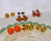 70s Vintage Post Earrings Gold Tone Red Orange Brown Dogwood