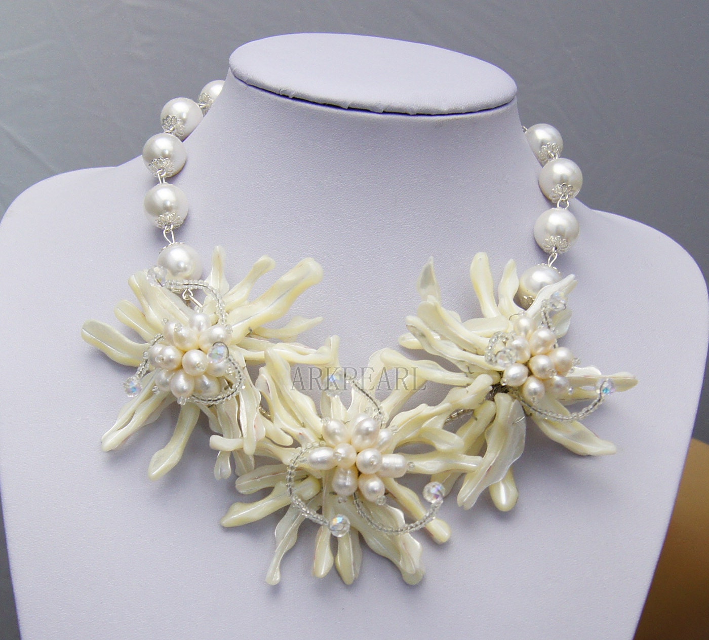 bridesmaid gifts,beadwork necklace,bib necklace,statement necklace,Beaded Jewelry,pearl necklace,wedding gifts  With MOP