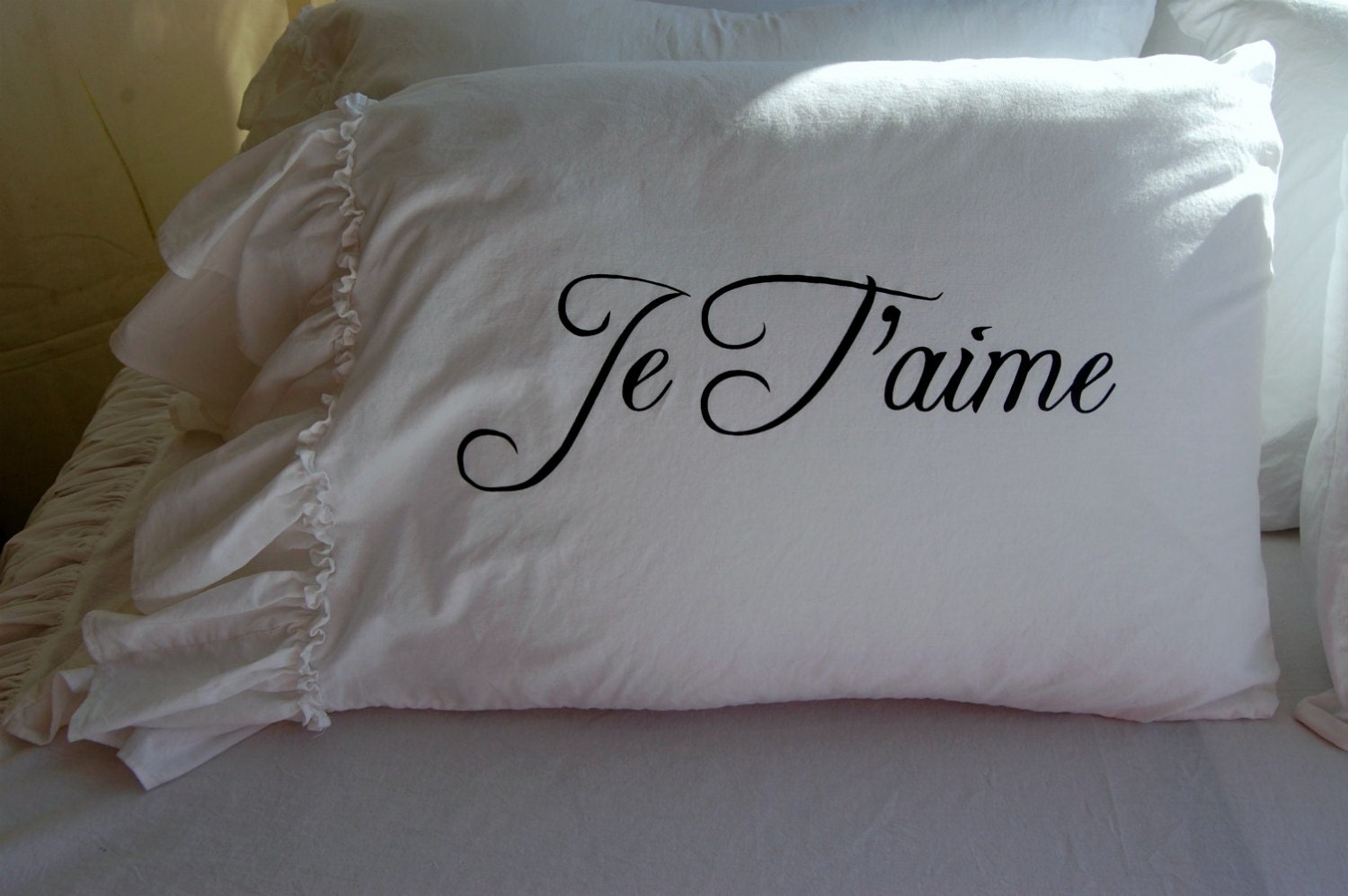 Je Taime/Bonne Nuit Pillowcase Set