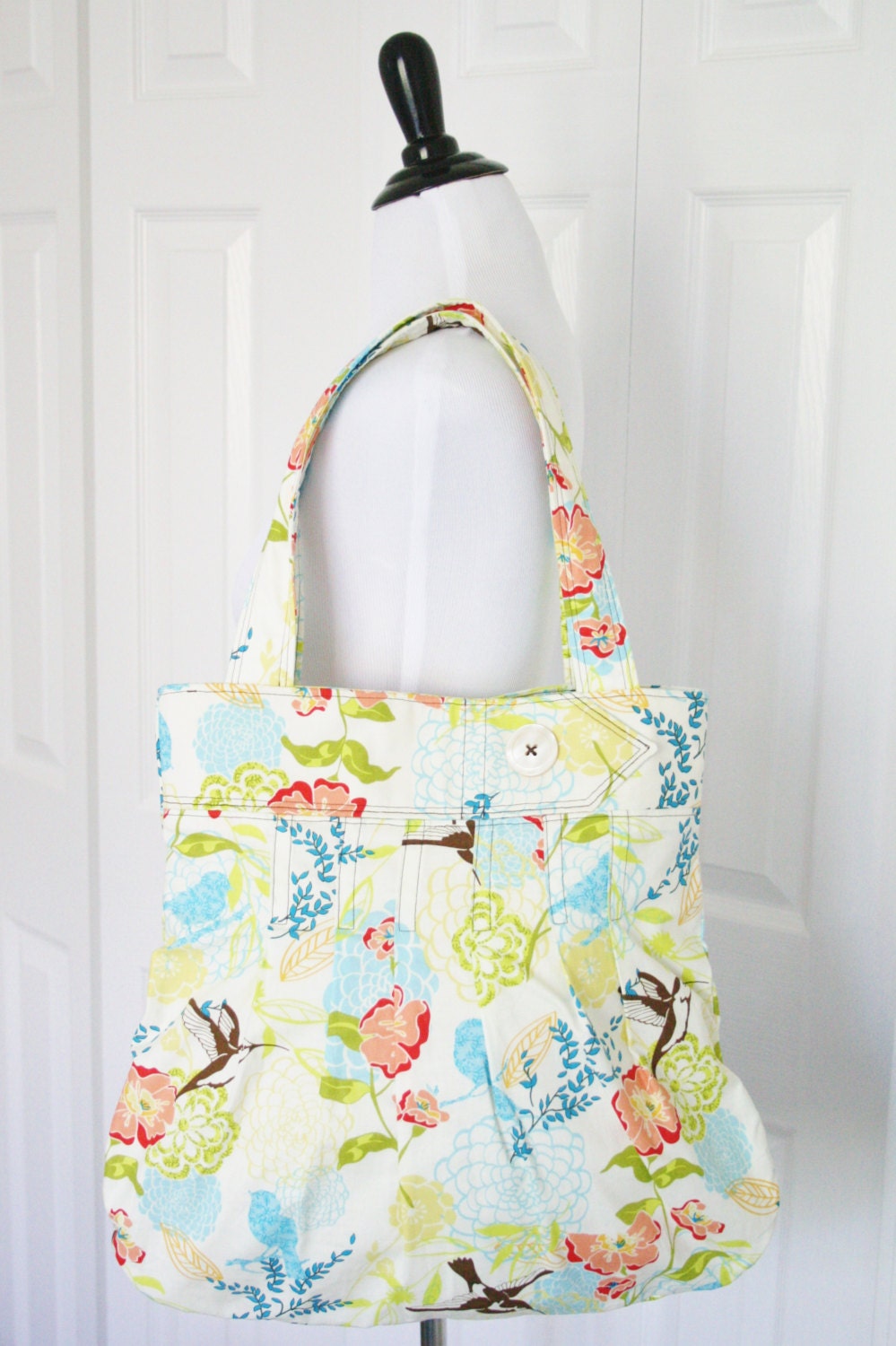 Floral Hummingbird Handbag-Pleated Handmade Purse