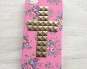 READY TO SHIP pink floral iphone 4 case with antique bronze studded cross / pink iphone 4 case / iphone 4 protector / floral iphone