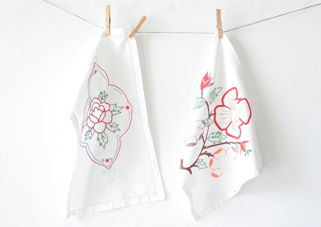 Vintage Embroidery Cloths - Bright Florals on Bright White Cotton, Summer Craft Projects, Vintage Summer Whites