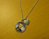 Doctor Who - 9th Doctor and Tardis Double-Sided Necklace