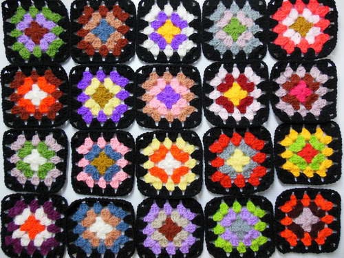 20 Crochet Granny Square Multicolor with Black Edging / DIY / Handmade  /  No.  TS16