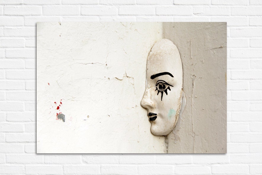 Photography on canvas, street art, ready to hang,16"/20"