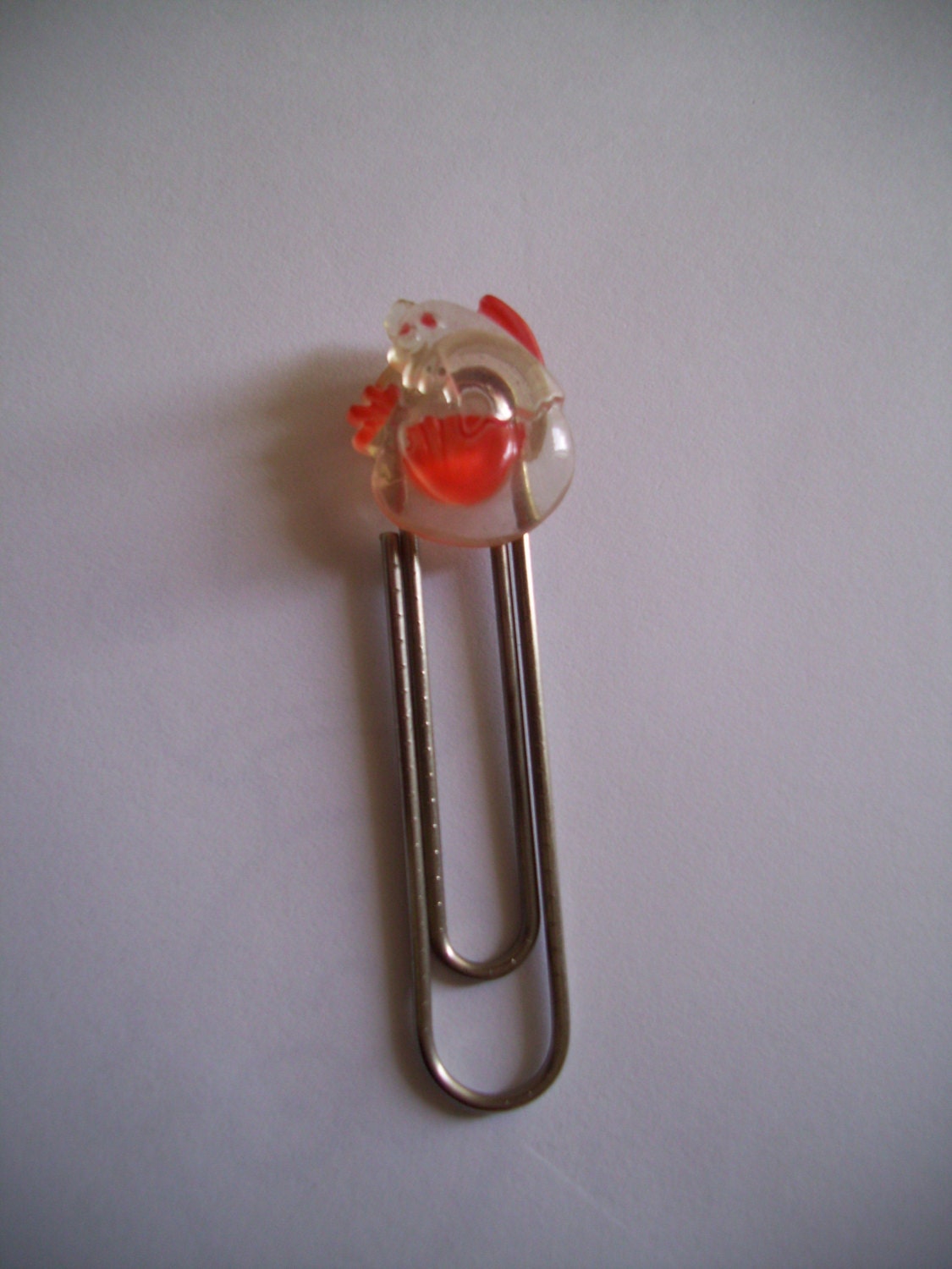 80s Red Hen Paper Clip. Perfect Bookworm Gift. GVS team