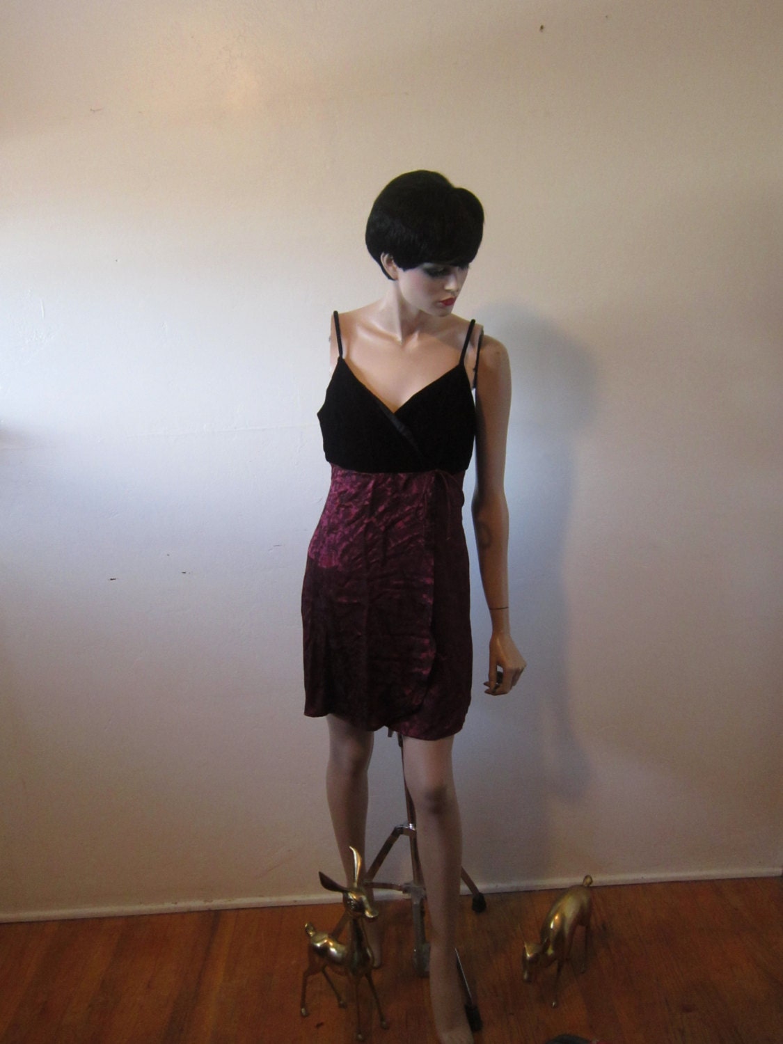 SALE Vtg Wrap Mini Dress - Black Velvet & Burgundy Brocade - Size S - Vintage 80s 90s - Retro - Hipster - Grunge
