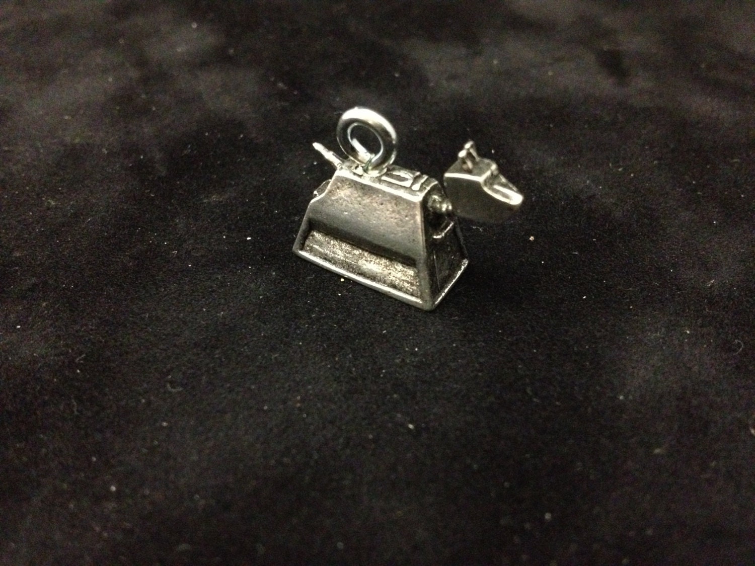 Pewter Doctor Who K-9 Charm
