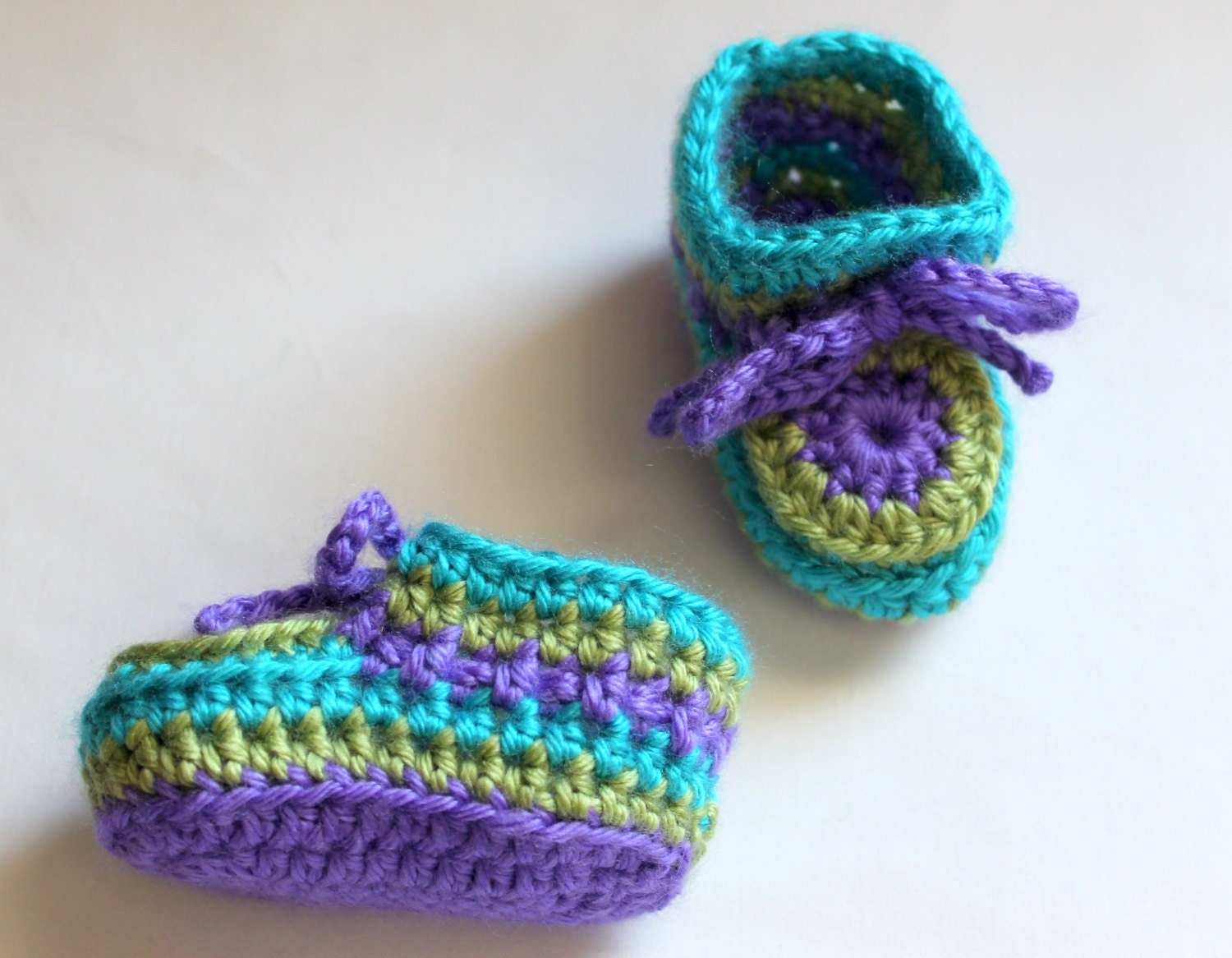 Baby Booties/Crib Shoes  - Purple - Size Newborn (0 to 3 months) - Gender Neutral
