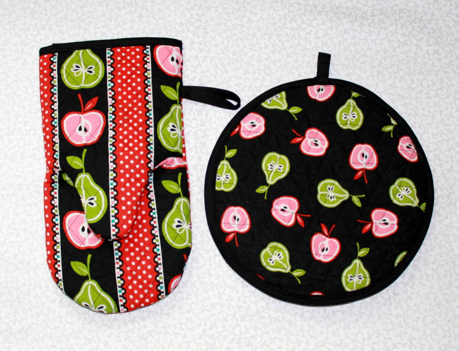 Oven Mitt Set - Oven Mitt and Round Pot Holder  - Apples and Pears - Kitchen set