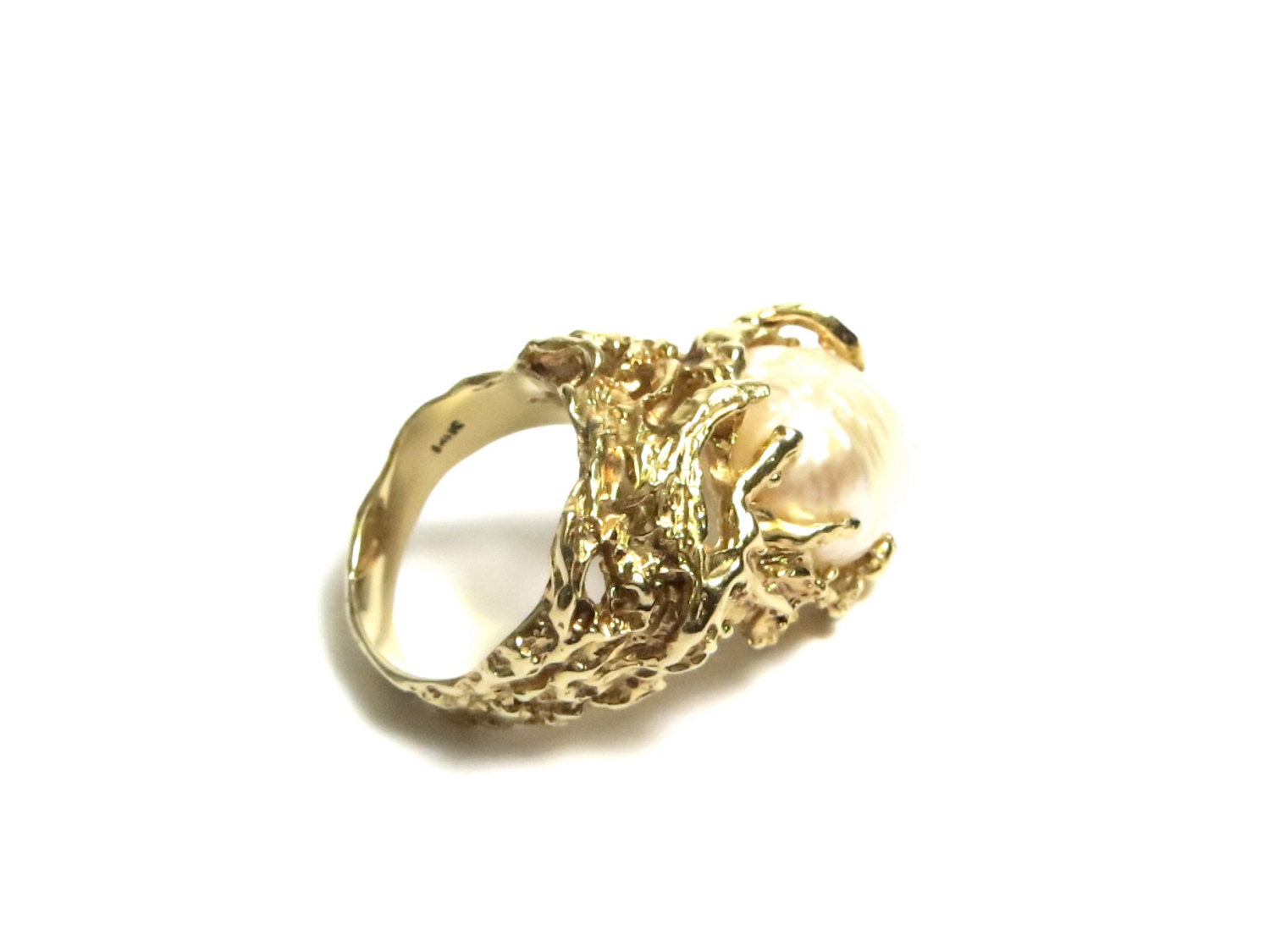 14k Yellow Gold Pearl Ring Size 5.5