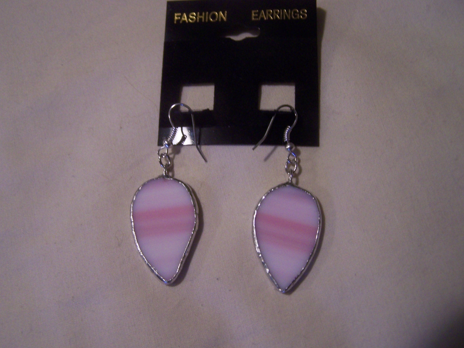 Earrings, Tear-drop shape, Pink and White, dangle