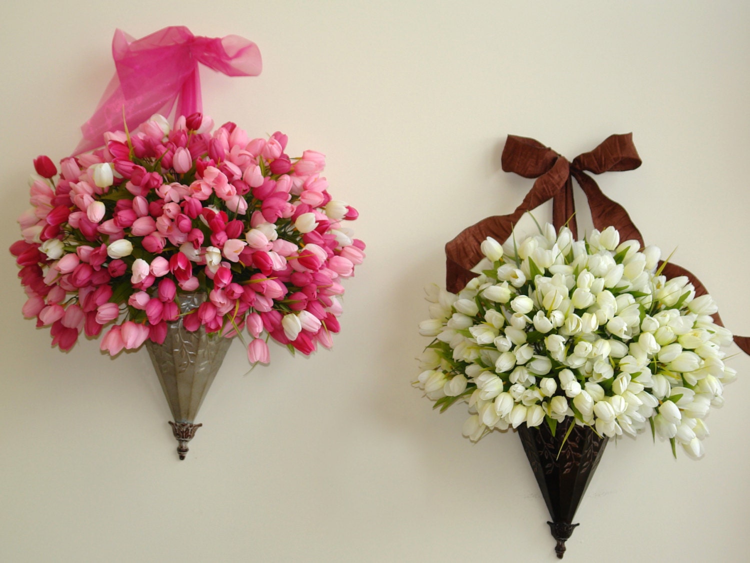 spring wreath tulips arrangements front door decorations wall decor wedding mother's day flowers gift pink tulips handmade wreaths