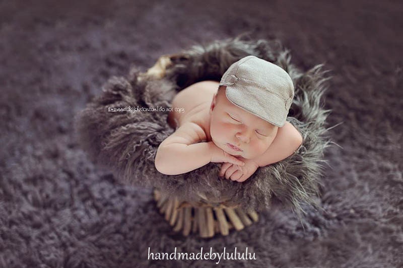 baby hat in gray, simply from organic linen, newborn Photo prop, boy prop