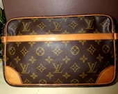 Authentic Louis Vuitton Compiegne 30 Cosmetic Handbag Pouch Monogram - Father's Day Gift