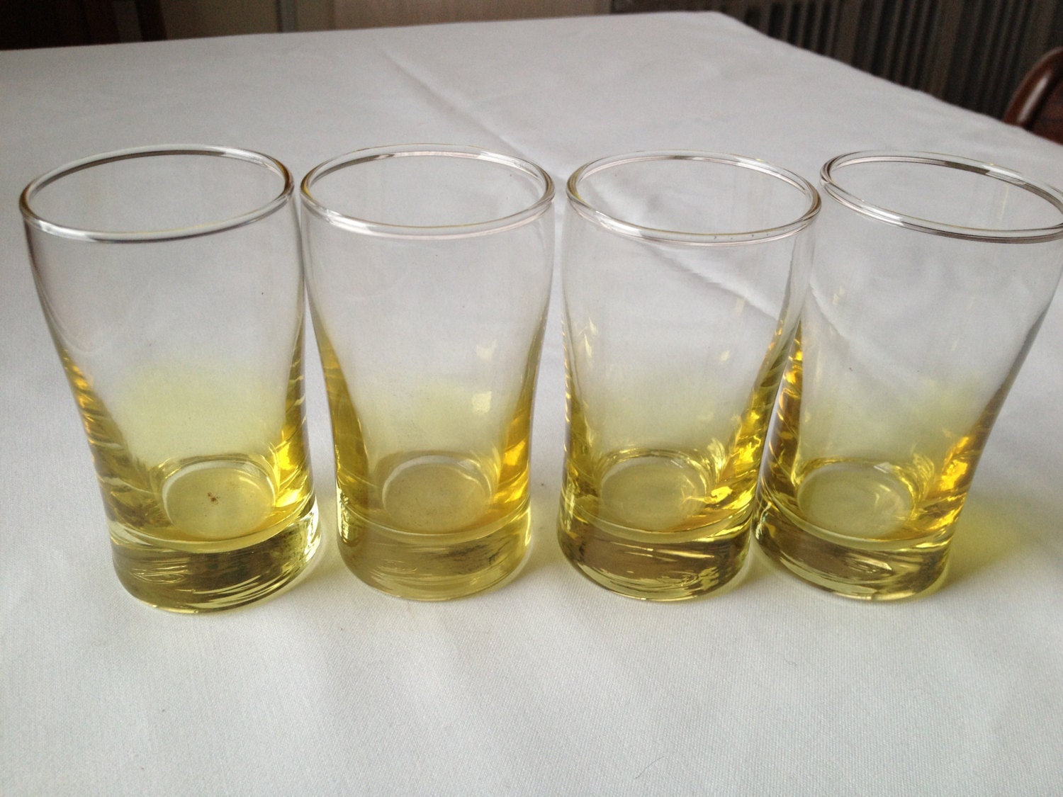 Set of 4 Yellow Ombre Glasses