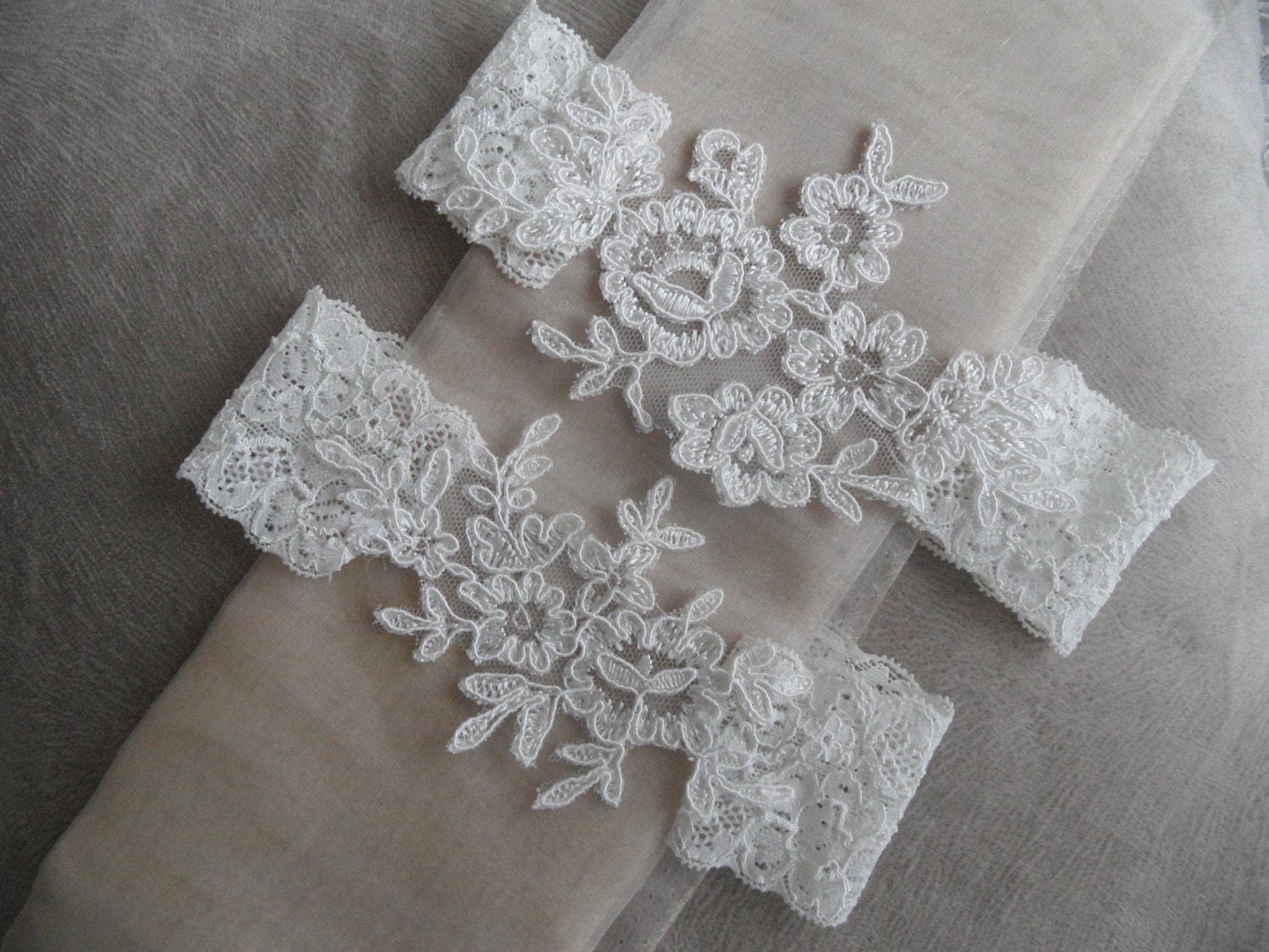 bridal garter set, ivory garter, french lace garter set,