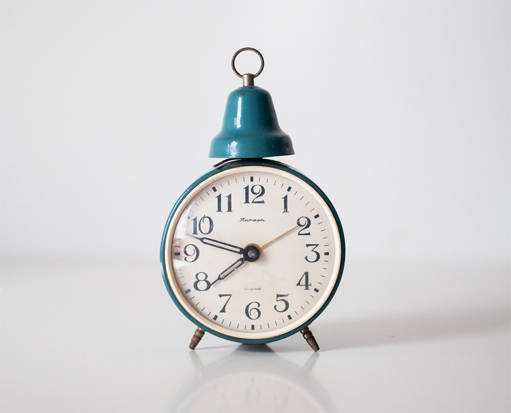 Vintage rare soviet alarm clock Jantar with bell - working condition