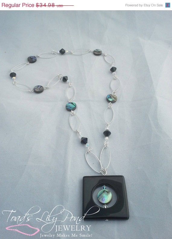 ON SALE Handmade Onyx shell and crystal necklace with oval links geometric necklace