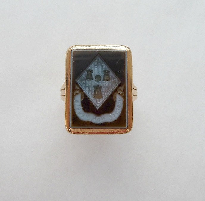 Antique Victorian Agate Signet Seal Ring 18K 18ct  "Actions Not Words"